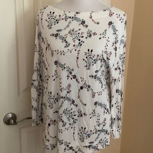 GUC Loft top- Size L